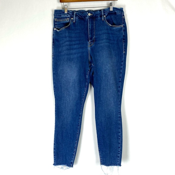 Good American Denim - Good American Good Legs Crop Raw Hem Jeans